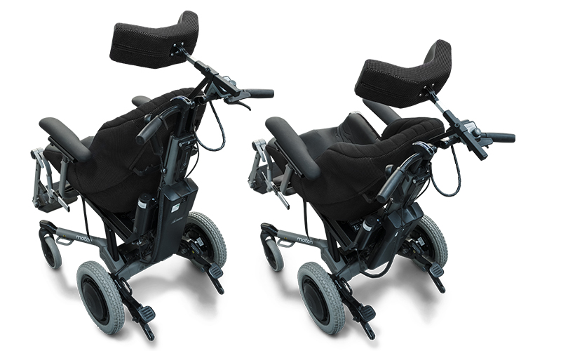 De elektrische kantelverstelling zorgt ervoor dat de eindgebruiker zelf de rolstoel kan kantelen.